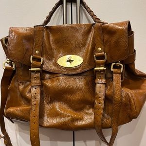 Oversized Mulberry Alexa Oak Patent Leather